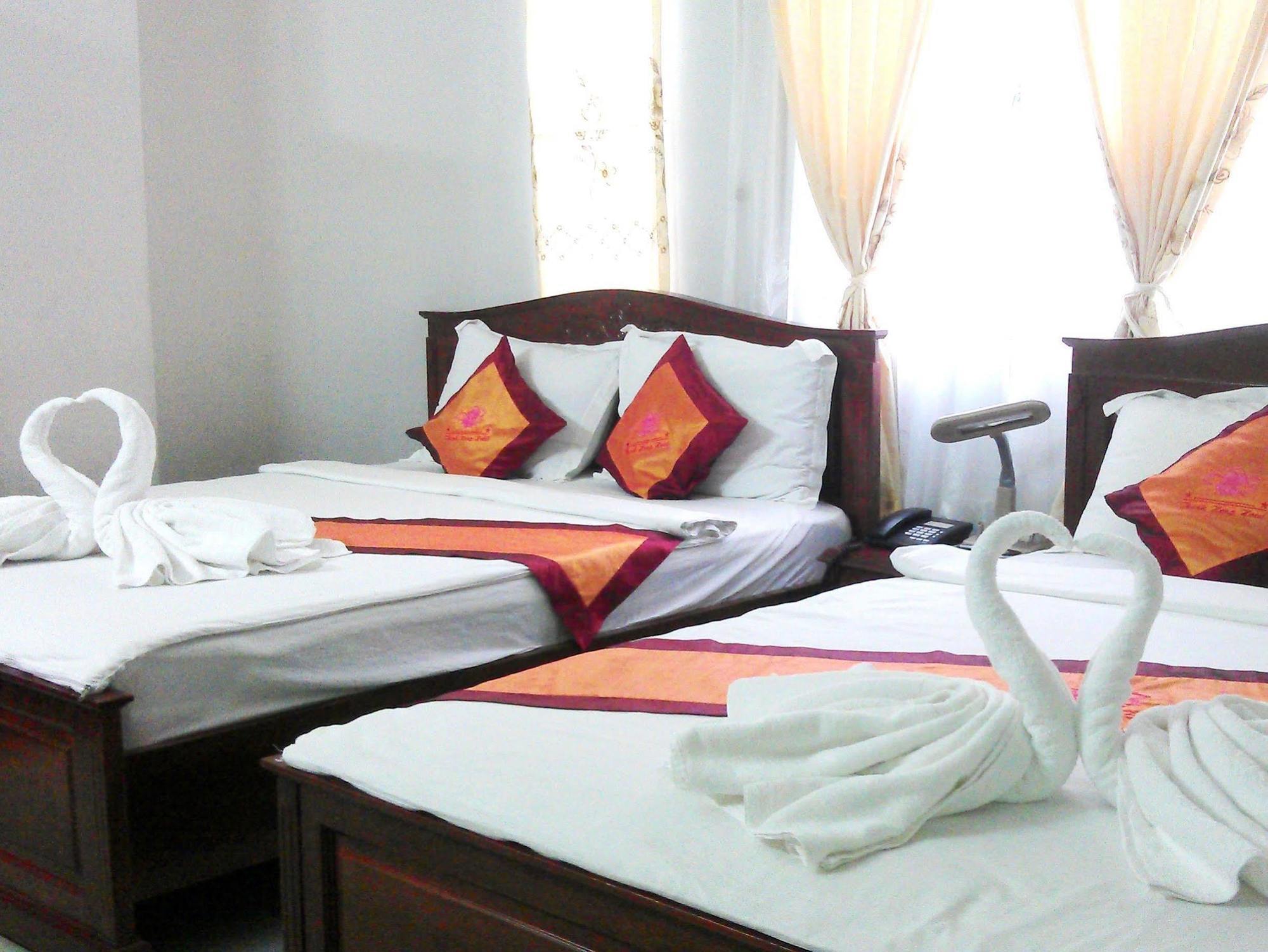 Hotel Thanh Hong 2*